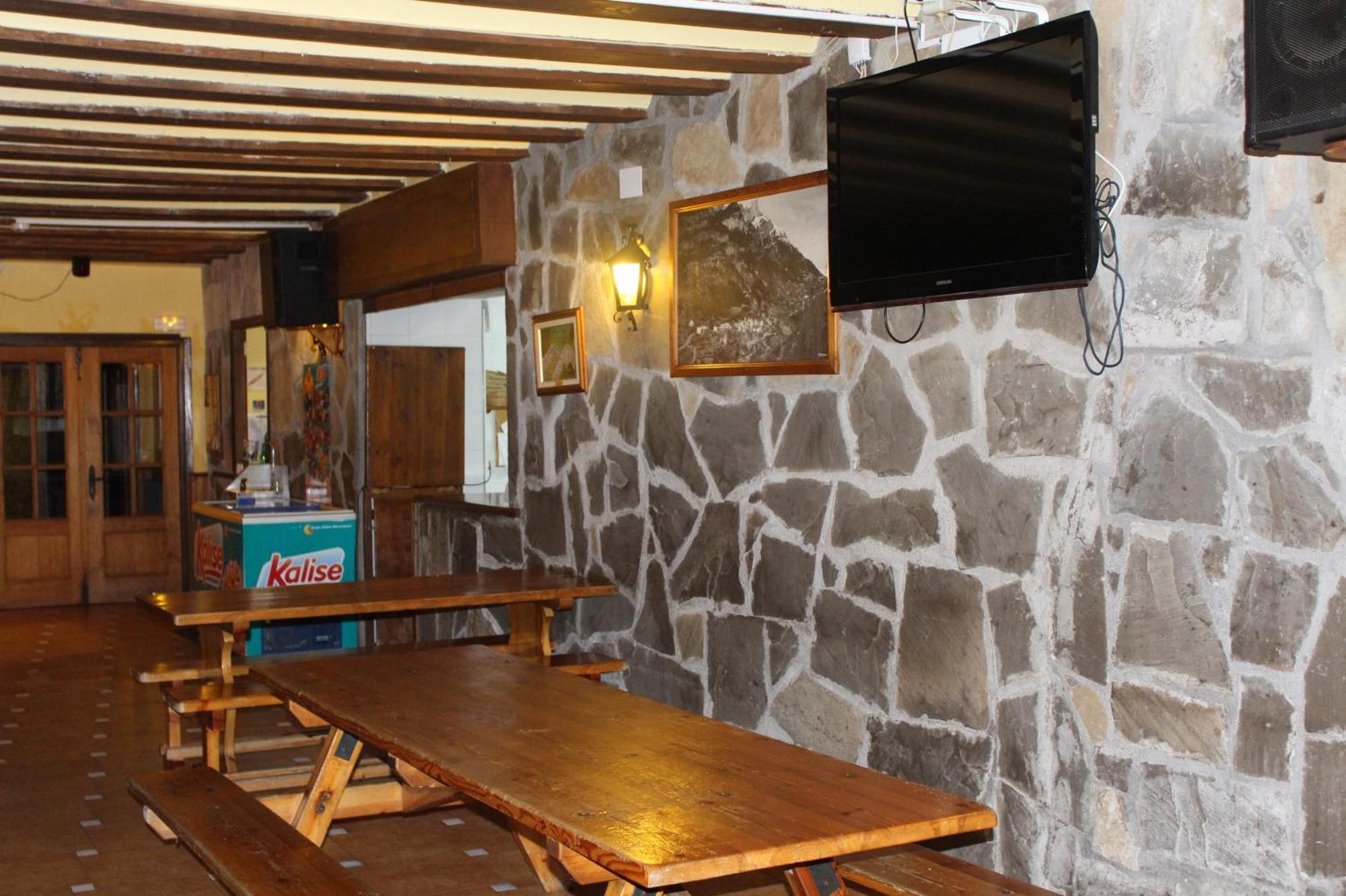 Albergue-Refugio Sargantana Canfranc Exterior photo